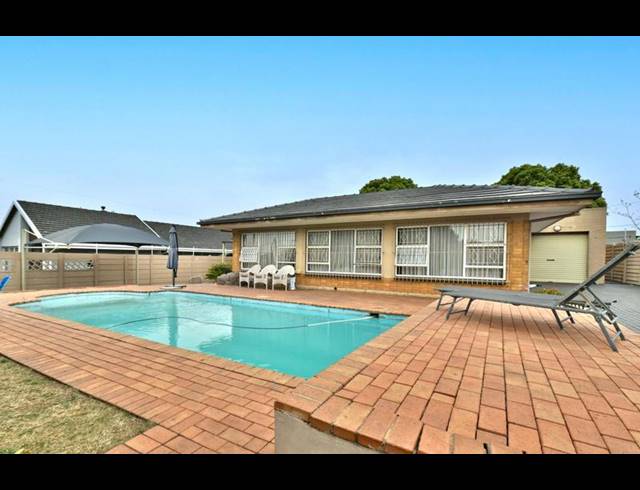 3 BEDROOM HOUSE FOR SALE IN SOUTH CREST